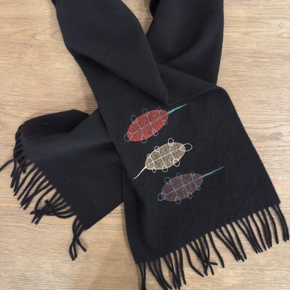 100% Lambswool Scarf Made In Great Britian-Black-Em Embroidery London-56" x 11" - Picture 8 of 10